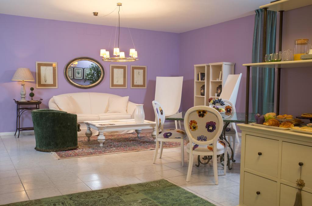 B&B Maison Biagetti Сантарканджело-ди-Романья Экстерьер фото